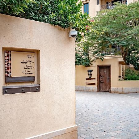 Higuests - Spacious Apt With Private Balcony In Old Town 두바이 외부 사진