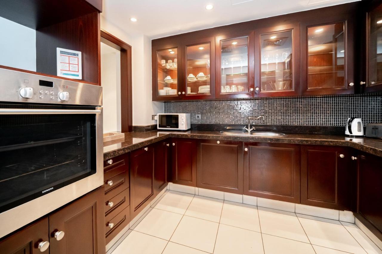 Higuests - Spacious Apt With Private Balcony In Old Town 두바이 외부 사진
